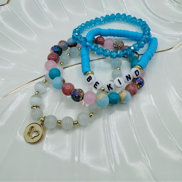 “Be Kind” Arm Candy Beaded Bracelet - Blue theme - Picture 4 of 6
